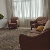 مبل ۸ نفره شرکتی در حد نو