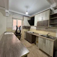 ۵۰متر‌/زیر‌قیمت‌منطقه‌/پارکینگ‌/آسانسور/بهاران