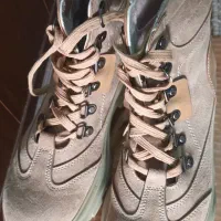 کفش کوهنوردی زنانه|کیف، کفش، کمربند|مشهد, امامیه (شهرک غرب)|دیوار