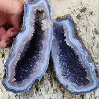 سنگ  های  زینتی  و  نگین  انگشتری