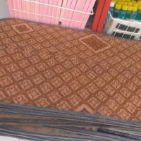 پادری در طرح های متنوع رسید