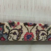 فروش قالیچه بسیار تمیز دست بافت همراه نخ کامل|فرش|قرچک, زیبا شهر|دیوار