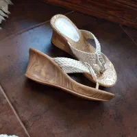 صندل عربی نو پوشیده نشده