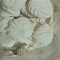 قره قوروت پفکی و کشک