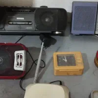 رادیو وضبت و ساعت و چراغ