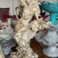 مجسمه|مجسمه، تندیس، ماکت|شاهین‌شهر, مخابرات (شهید بهشتی)|دیوار