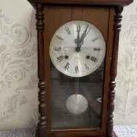 ساعت چوبی عتیقه