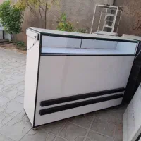 دو عدد میز در حد نو