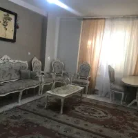سرویس مبل هفت نفره و میز غذاخوری دو نفره
