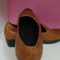 دوتا کفش زنانه درحد نو نو