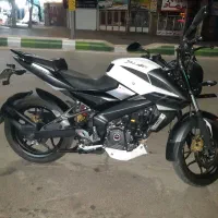 ns200 ان اس۲۰۰ بنلی آپاچی