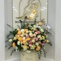 اجاره میز ناخن و تخت مژه و صندلی رنگ زیبایی|اجارهٔ دفتر کار، اتاق اداری، مطب|تهران, تهرانپارس غربی|دیوار