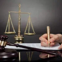مشاور حقوقی و وکیل دادگستری