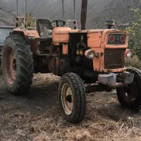 تراکتور کشاورزی رومانی مدل ۶۱ سالم