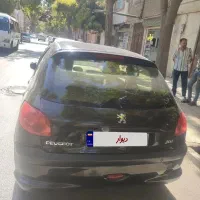 206مدل 96 در حد شاسی سالم