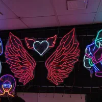 نیون/نئون/ال ای دی/تابلوروان/تابلو روان‌رنتال