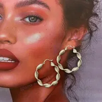 فروش حضوری و آنلاین بدلیجات