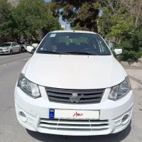 ساینا مدل ۴۰۰