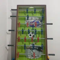 فوتبال دستی سالم و تمیز اتقریباً ۵۰در۱۰۰ سانتیمتر