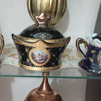 دو عدد قندان و یک عدد جاشکلاتی