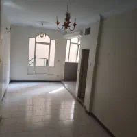 42 متر / فول امکانات/ دیلمی /20متر حیاط اختصاصی
