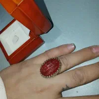 عقیق سرخ خطی