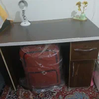 میز تحریرسالم وتمیز 1800