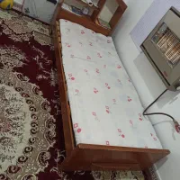 تخت یک نفره