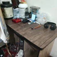 میز همراه با کامپیوتر کیبورد دوعدد بلندیش|رایانه رومیزی|صفادشت, |دیوار