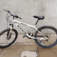 دوچرخه 26 viva نو نو