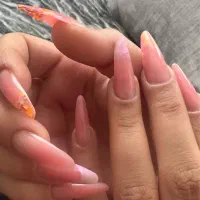 کاشت ناخن اقتصادی