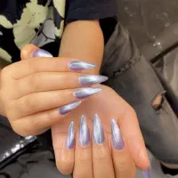 آموزش حرفه ای کاشت ناخن با پشتیبانی نا محدود