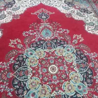 فرش ۱۲متری کارکرده درحدنو بدون هیچ پارگی و سوختگی