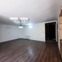 آپارتمان ۱۳۵ متری سه خوابه جهت کسب کار و اداری