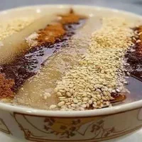 فروشنده خانم