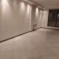 ۸۵ متر فول امکانات بازسازی شده غرق در نور