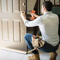 تعمیرات درب ، کمد و کابینت چوبی در شهرضا