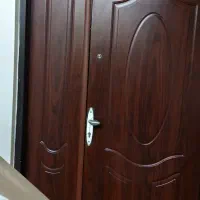 درب آپارتمانی در حد نو با چار چوب