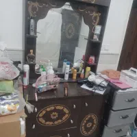 کمد رگال میزآرایش