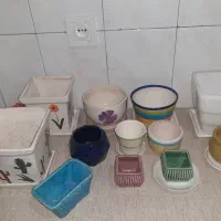 تعدادی گلدان همراه با زیرگلدانی|صنایع دستی و سایر لوازم تزئینی|تهران, سلسبیل شمالی|دیوار