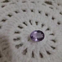 تعدادی سنگ و گوهر