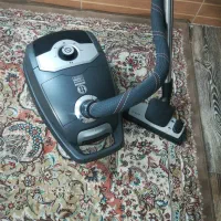 جاروبرقی بنس 4میلیون وصد