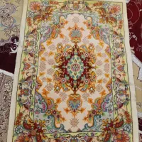 فرش دستباف نقشه زرنیم