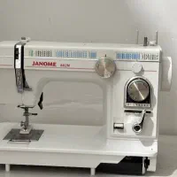 چرخ خیاطی و میز چرخ