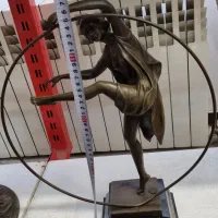 انواع مجسمه های برنزی زیبا وامضا وپلاکدار|مجسمه، تندیس، ماکت|تهران, فردوسی|دیوار