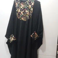 مانتو عبایی مشکی گلدوزی شده
