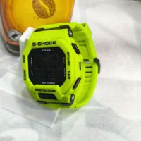 ساعت جیشاک|ساعت|مشهد, عنصری|دیوار