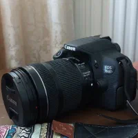 دوربین عکاسی کانن700D لنز 18/135