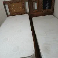 دو تخت خواب یک نفره