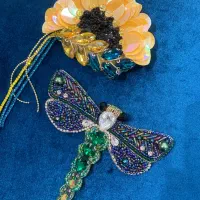 ۲عدد سنجاق سینه